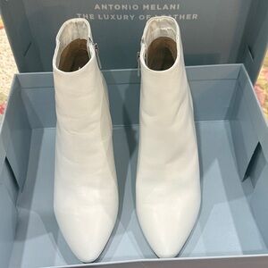 ANTONIO MELANI Elegant White Ankle Boots